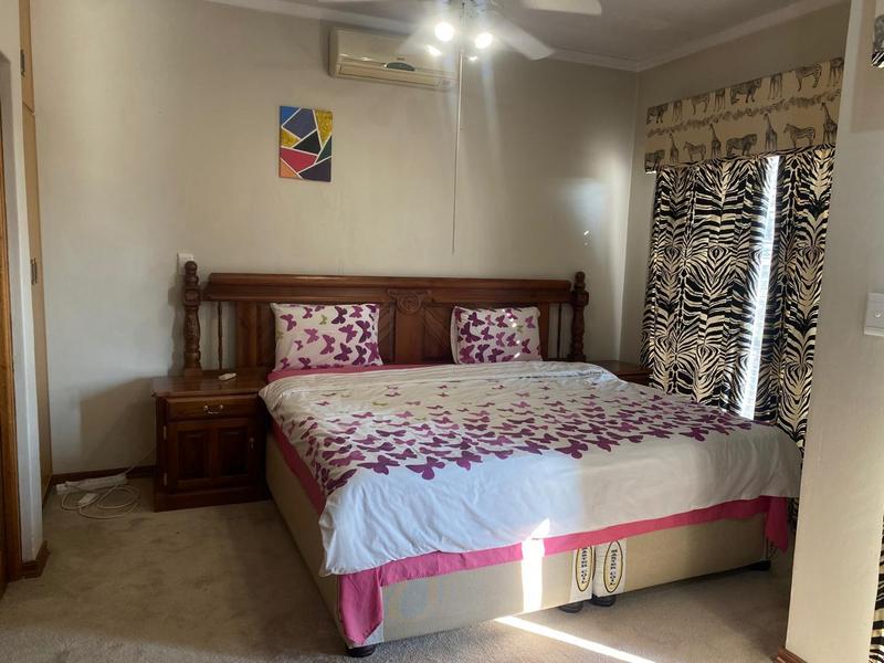 5 Bedroom Property for Sale in Balmoral Eastern Cape